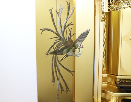 創価学会仏壇専門店桜梅桃李.comより創価学会厨子型中古仏壇経机付き百鳳637を発売致します。