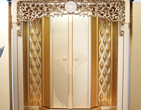 創価学会仏壇専門店桜梅桃李.comより創価学会厨子型中古仏壇経机付き百鳳637を発売致します。