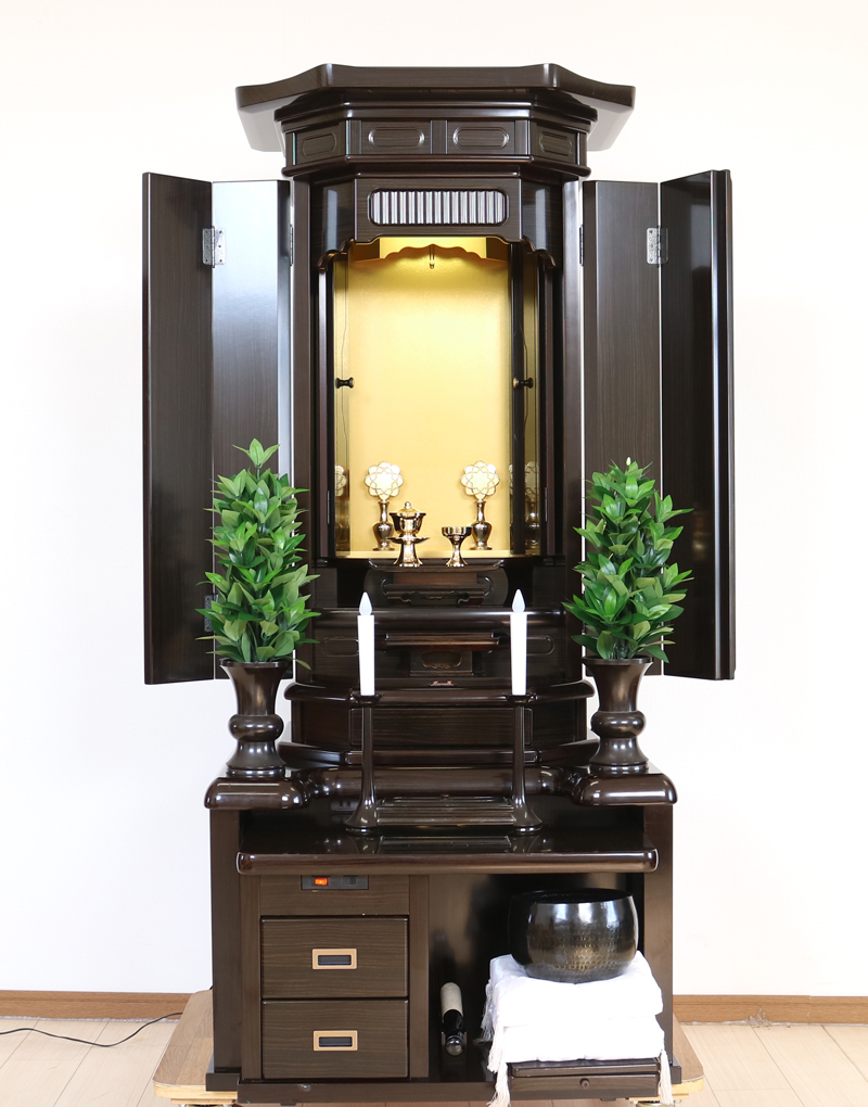 創価学会仏壇専門店桜梅桃李.comより、創価学会厨子型中古仏壇648　創価学会仏壇専門店桜梅桃李より発売いたします。拠点男子部新居に最適です。中古のお仏壇を格安でお届けいたします。