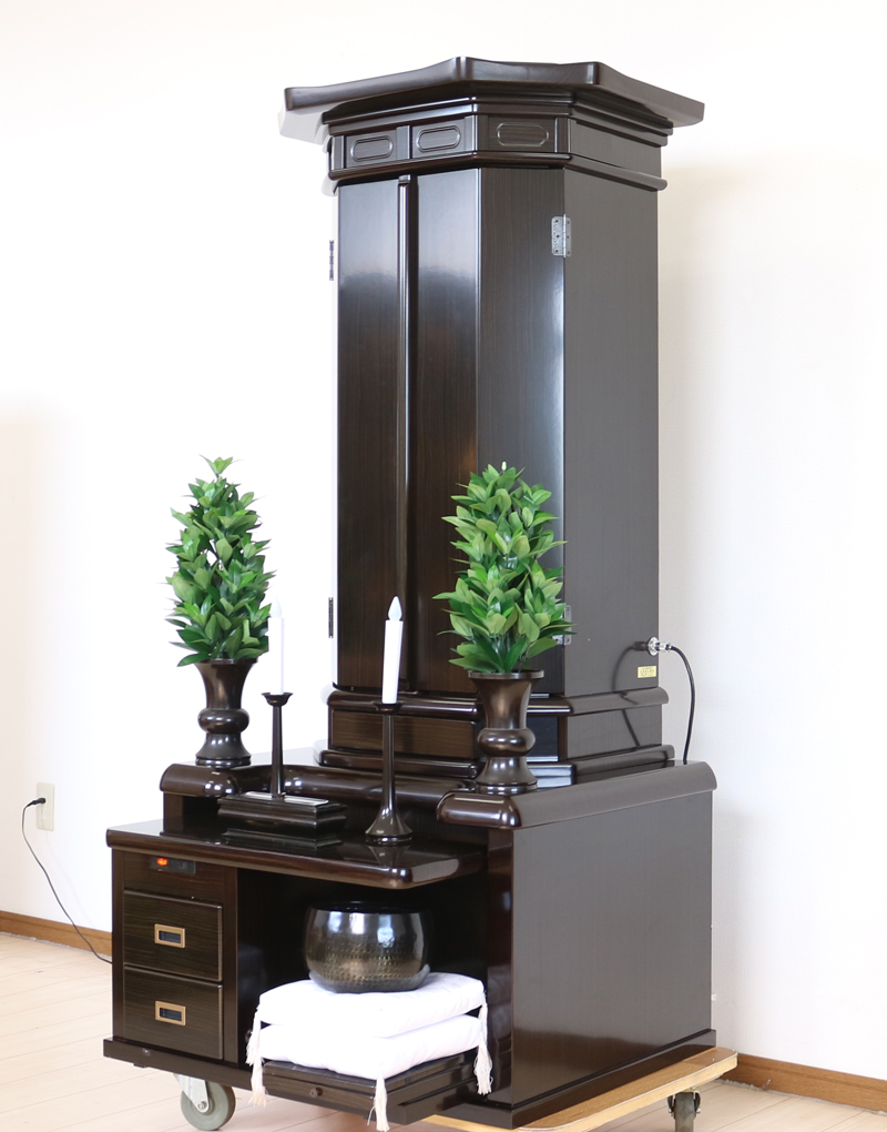 創価学会仏壇専門店桜梅桃李.comより、創価学会厨子型中古仏壇648　創価学会仏壇専門店桜梅桃李より発売いたします。拠点男子部新居に最適です。中古のお仏壇を格安でお届けいたします。