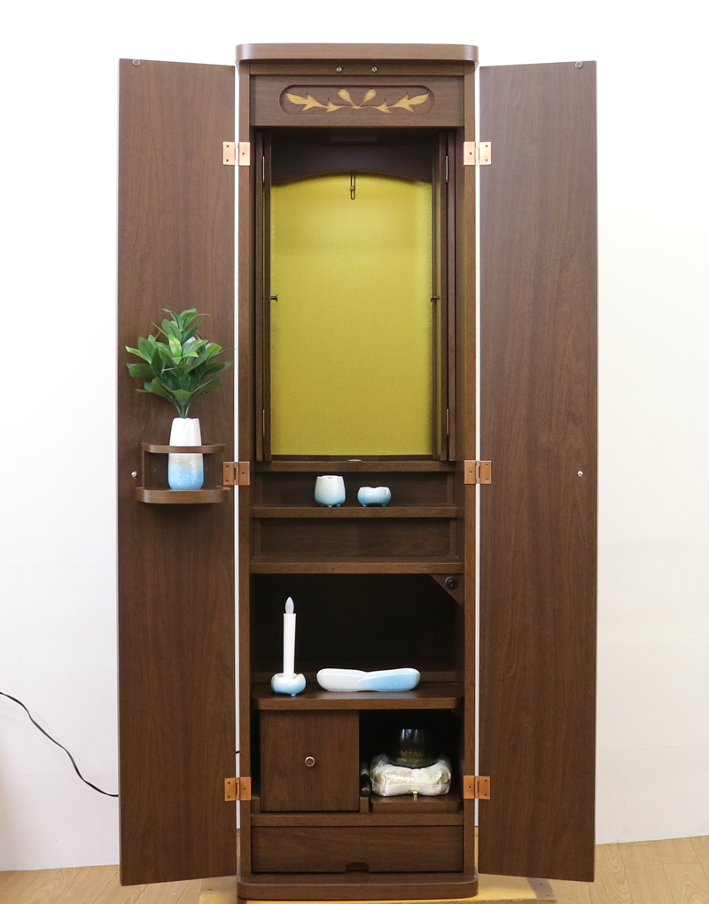 創価学会仏壇専門店桜梅桃李.comより創価学会家具調中古仏壇ニュースマイルダーク649を発売致します。