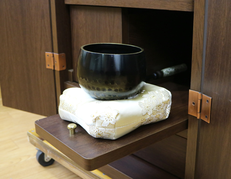 創価学会仏壇専門店桜梅桃李.comより創価学会家具調中古仏壇ニュースマイルダーク649を発売致します。