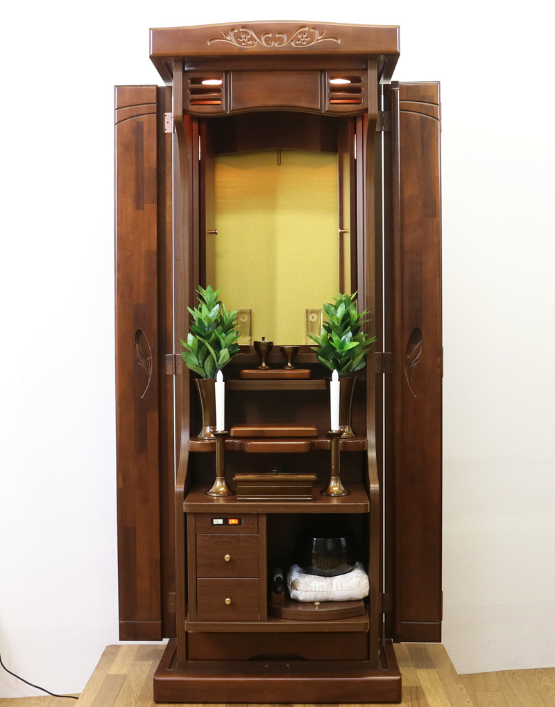 創価学会仏壇専門店桜梅桃李より家具調中古仏壇650トレニアダウンライトを発売いたしました