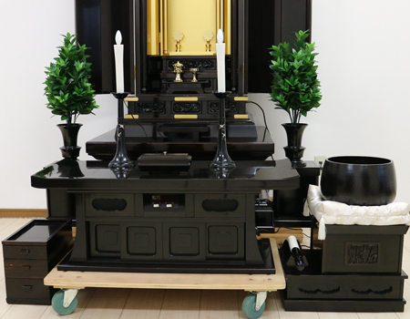 創価学会仏壇専門店桜梅桃李.comより掃除厨子型中古仏壇655鉄刀木を発売いたします。会場拠点用拠点・会場・和室に最適です。ぜひお買い得なこの機会にご検討くださいませ。