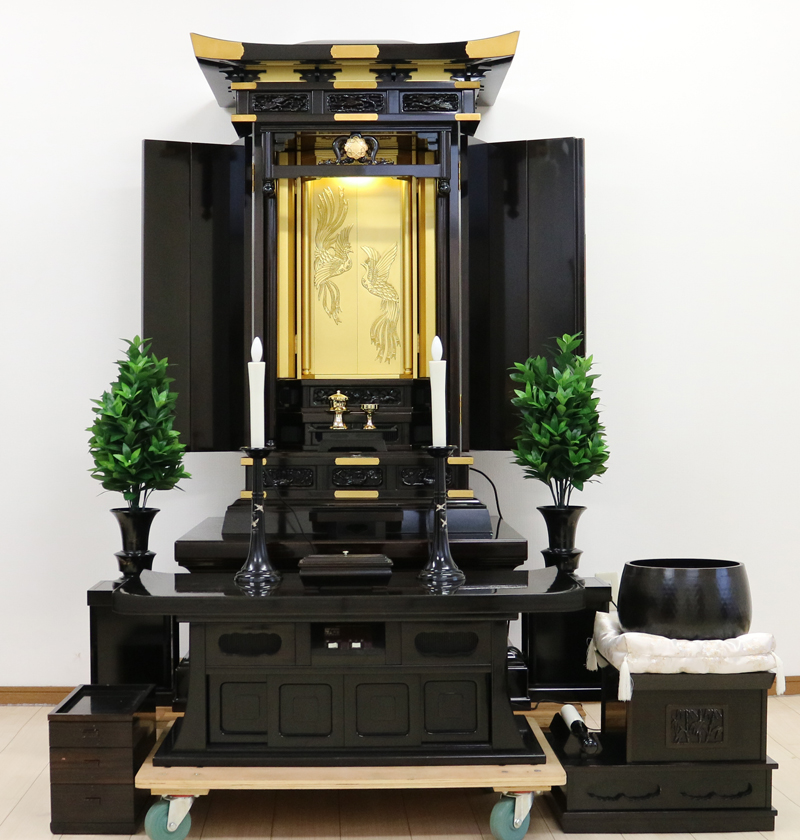 創価学会仏壇専門店桜梅桃李.comより掃除厨子型中古仏壇655鉄刀木を発売いたします。会場拠点用拠点・会場・和室に最適です。ぜひお買い得なこの機会にご検討くださいませ。