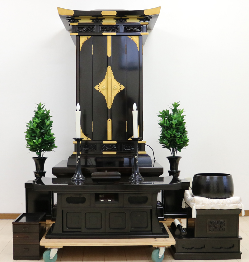 創価学会仏壇専門店桜梅桃李.comより掃除厨子型中古仏壇655鉄刀木を発売いたします。会場拠点用拠点・会場・和室に最適です。ぜひお買い得なこの機会にご検討くださいませ。