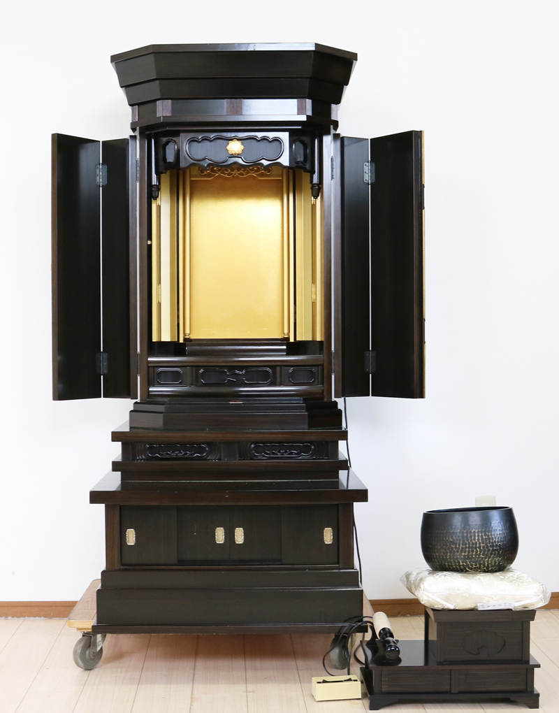 創価学会仏壇専門店桜梅桃李.comより創価学会厨子型中古仏壇B656を発売いたします。