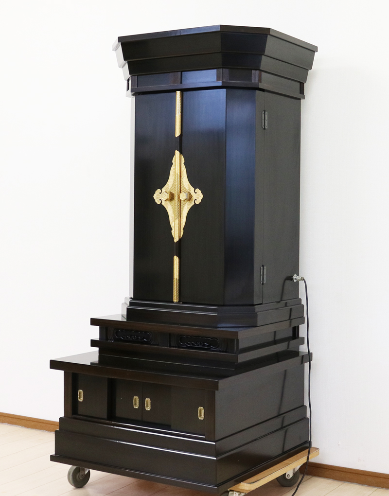 創価学会仏壇専門店桜梅桃李.comより創価学会厨子型中古仏壇B656を発売いたします。