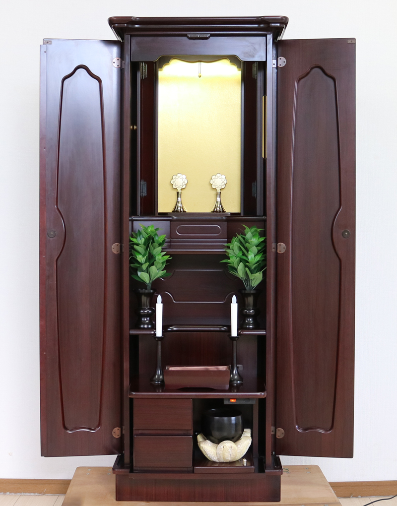 創価学会仏壇買取専門店桜梅桃李.comより家具調電動中古仏壇661の発売を致します。こちらのお仏壇は、クリーニングメンテナンス・電動機械の調整済みです。