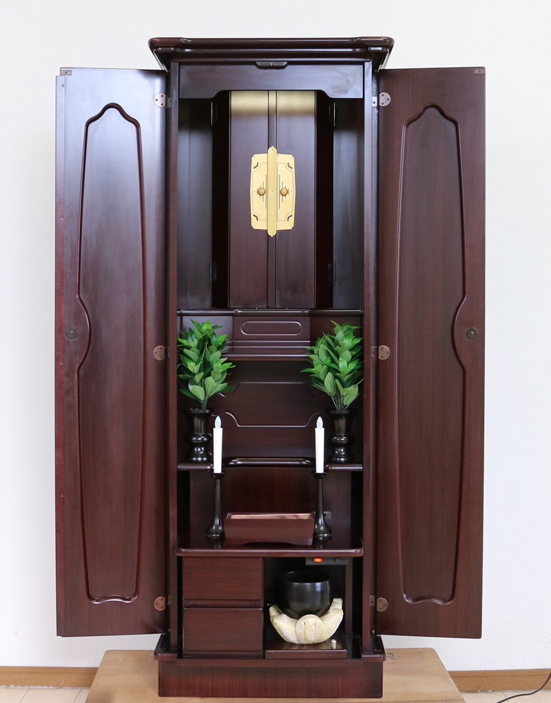 創価学会仏壇買取専門店桜梅桃李.comより家具調電動中古仏壇661の発売を致します。こちらのお仏壇は、クリーニングメンテナンス・電動機械の調整済みです。