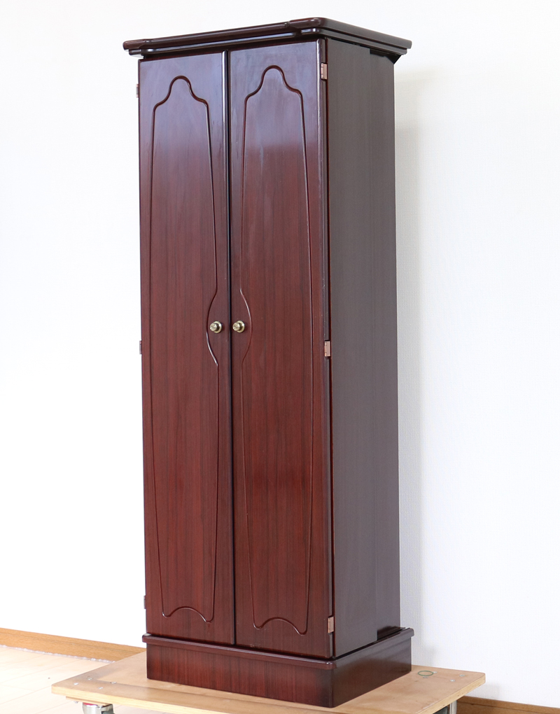 創価学会仏壇買取専門店桜梅桃李.comより家具調電動中古仏壇661の発売を致します。こちらのお仏壇は、クリーニングメンテナンス・電動機械の調整済みです。