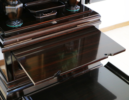 創価学会仏壇専門店桜梅桃李.comより創価学会厨子型中古仏壇B662を格安にて発売いたします。