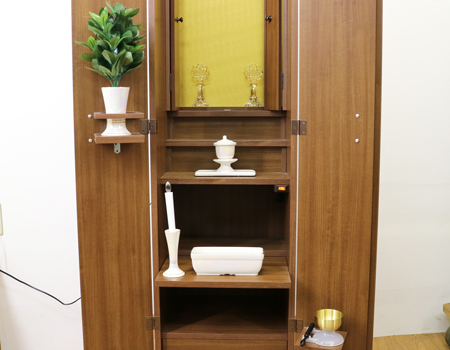 創価学会仏壇専門店桜梅桃李.comより創価学会家具調中古仏壇663を発売致します。