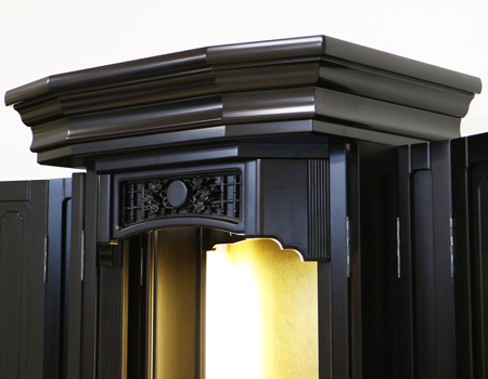 桜梅桃李.comより創価学会厨子型中古仏壇668徳島仏壇を発売いたします。黒檀でできた高級徳島の厨子型中古仏壇です。  和室・拠点に最適です。