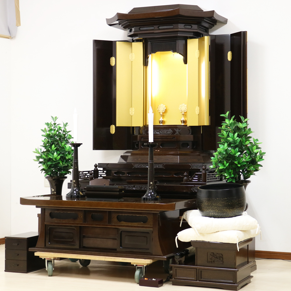 創価学会仏壇専門店桜梅桃李.comより、創価学会厨子型中古仏壇677徳島のを発売いたします。男子部拠点・本部拠点・支部拠点・地区拠点に最適です。大型仏壇です。