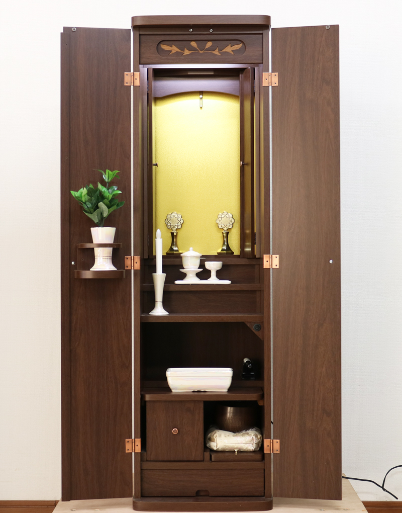 創価学会仏壇専門店桜梅桃李.comより創価学会家具調中古仏壇ニュースマイルダーク678を発売致します。