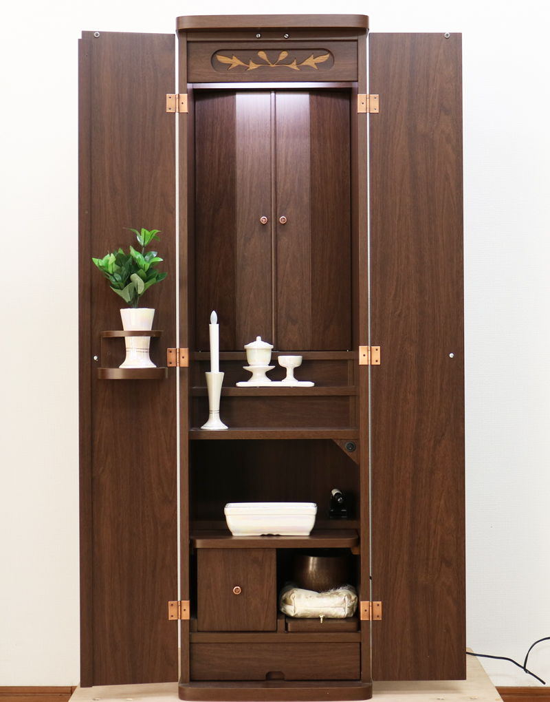 創価学会仏壇専門店桜梅桃李.comより創価学会家具調中古仏壇ニュースマイルダーク678を発売致します。