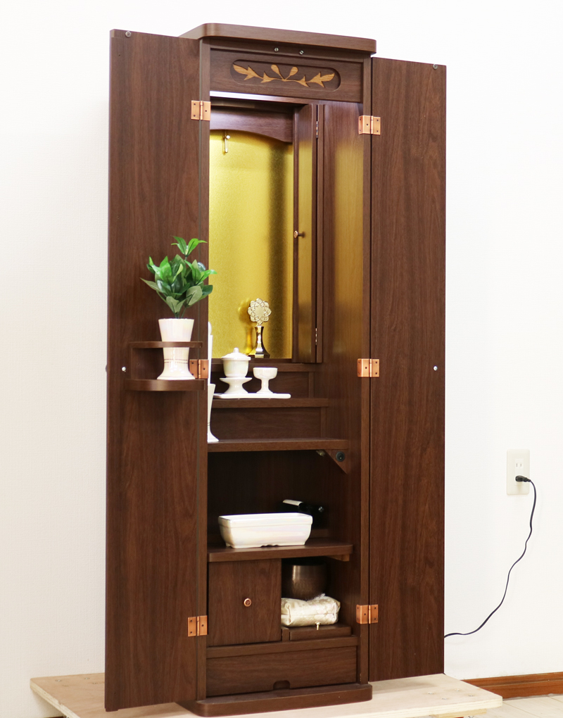 創価学会仏壇専門店桜梅桃李.comより創価学会家具調中古仏壇ニュースマイルダーク678を発売致します。