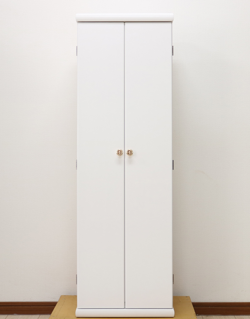 桜梅桃李.comより創価学会家具調仏壇680スマートを発売いたしました。 スマート　プリズム　プリマベーラ おしゃれなウッドデザインで気の優しいぬくもりカントリー調パステルピンク仏壇です。 リビング洋室和室にも最適 不動の人気商品 創価学会仏壇買換え中古販売なら桜梅桃李.comにお任せください女子部婦人部新婚結婚新居一人暮らし独立初めての仏壇に大人気。白蓮・部長・本部長