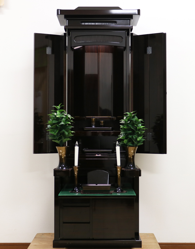 桜梅桃李.comより創価学会厨子型中古仏壇681を発売いたします。