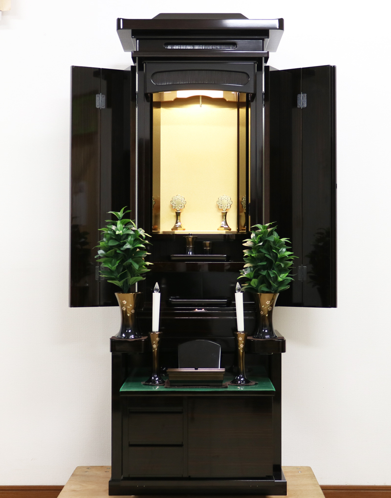 桜梅桃李.comより創価学会厨子型中古仏壇681を発売いたします。