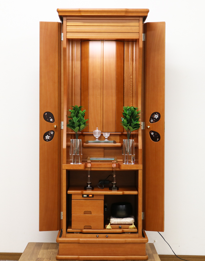 創価学会仏壇専門店桜梅桃李.comより創価学会家具調中古仏壇682を発売いたします。