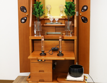 創価学会仏壇専門店桜梅桃李.comより創価学会家具調中古仏壇682を発売いたします。