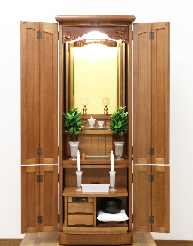 創価学会家具調仏壇 中古仏壇 桜彫 欄間 二段重ね 木の優しい空間 女子部・婦人部に大人気洋室　リビング　一人暮らし　DK　女子部　婦人部　激安　最安値　訳アリ