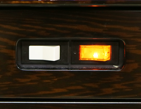 創価学会仏壇専門店桜梅桃李.comより厨子型中古仏壇694を発売いたします。会場拠点用拠点・会場・和室に最適です。男子部にも大変人気の商品となっております。ぜひお買い得なこの機会にご検討くださいませ。傷等もあまりなく、中古商品としても優良です。