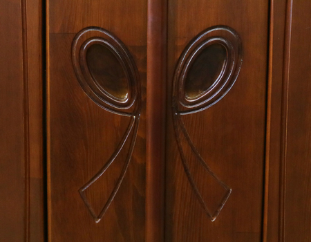 創価学会仏壇専門店桜梅桃李.comより創価学会家具調中古仏壇697リボンツートンを発売致します。