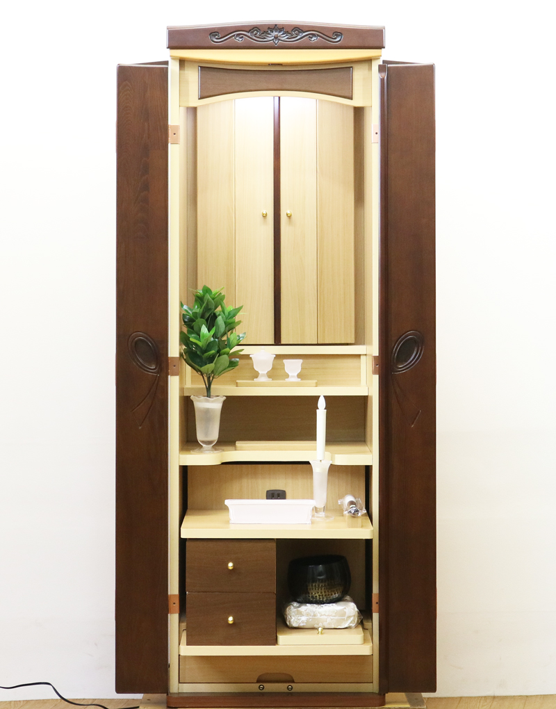 創価学会仏壇専門店桜梅桃李.comより創価学会家具調中古仏壇697リボンツートンを発売致します。