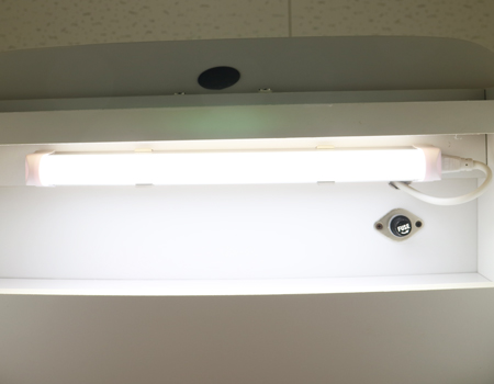 創価学会仏壇専門店桜梅桃李.comより創価学会家具調中古仏壇698ニュースマイルホワイト電動を発売致します。こちらの商品にはLED照明がついております。

交換の際は下記のページよりお買い求めください。