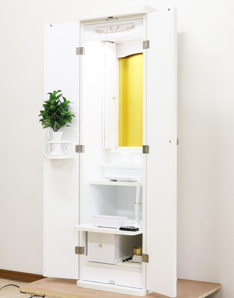 創価学会仏壇専門店桜梅桃李.comより創価学会家具調中古仏壇698ニュースマイルホワイト電動を発売致します。