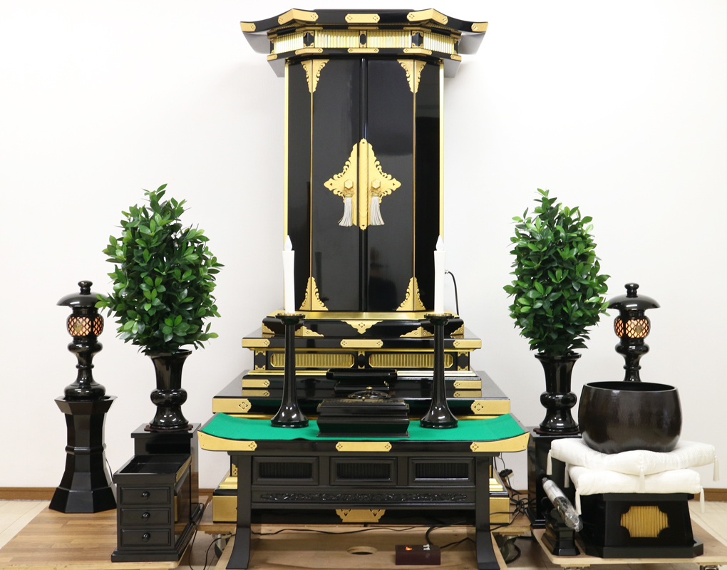 創価学会仏壇専門店桜梅桃李.comより創価学会厨子型中古仏壇700を発売致します。