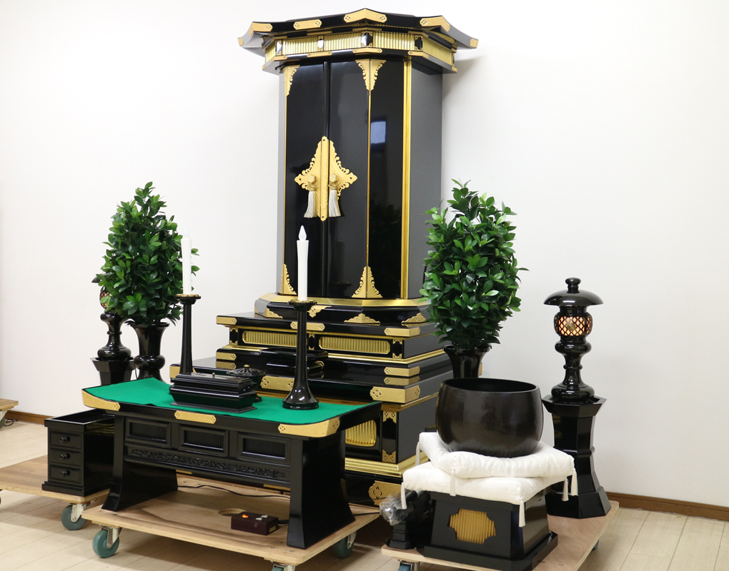 創価学会仏壇専門店桜梅桃李.comより創価学会厨子型中古仏壇700を発売致します。