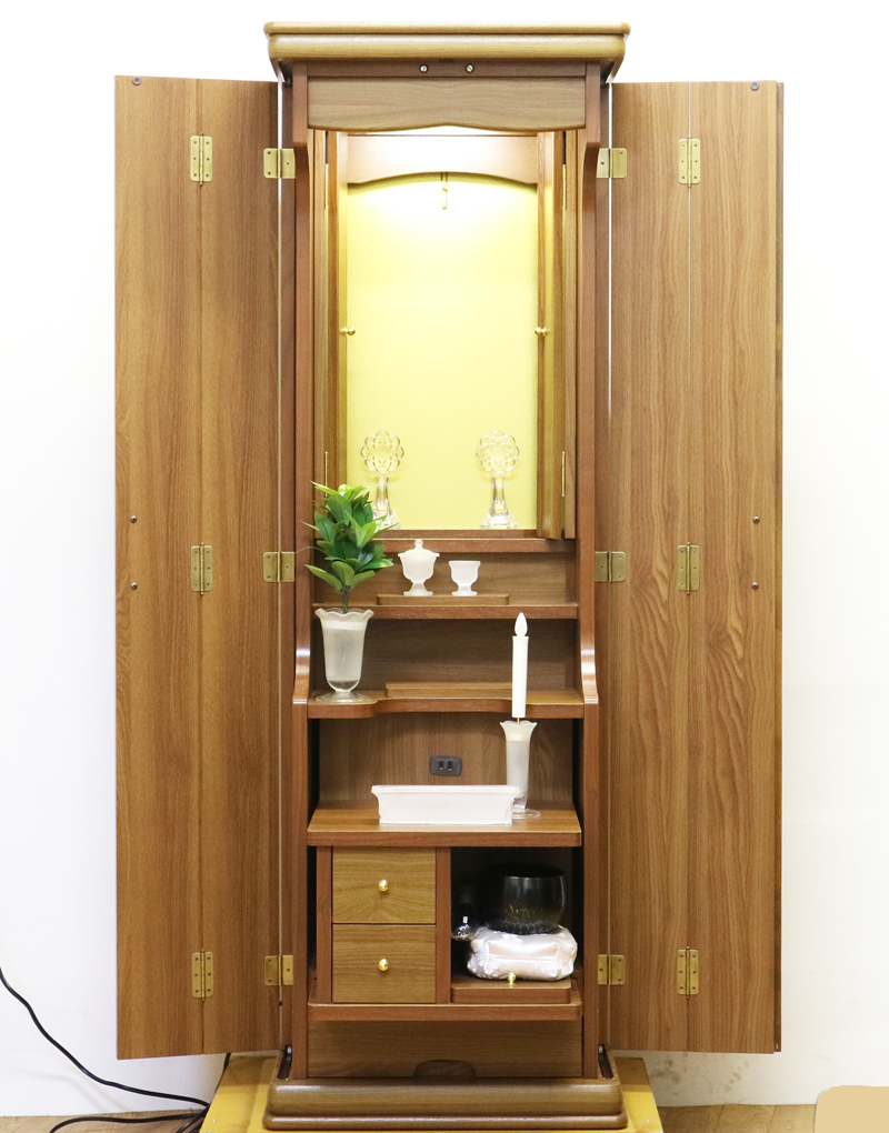 創価学会仏壇専門店桜梅桃李.comより創価学会家具調中古仏壇704を発売致します。