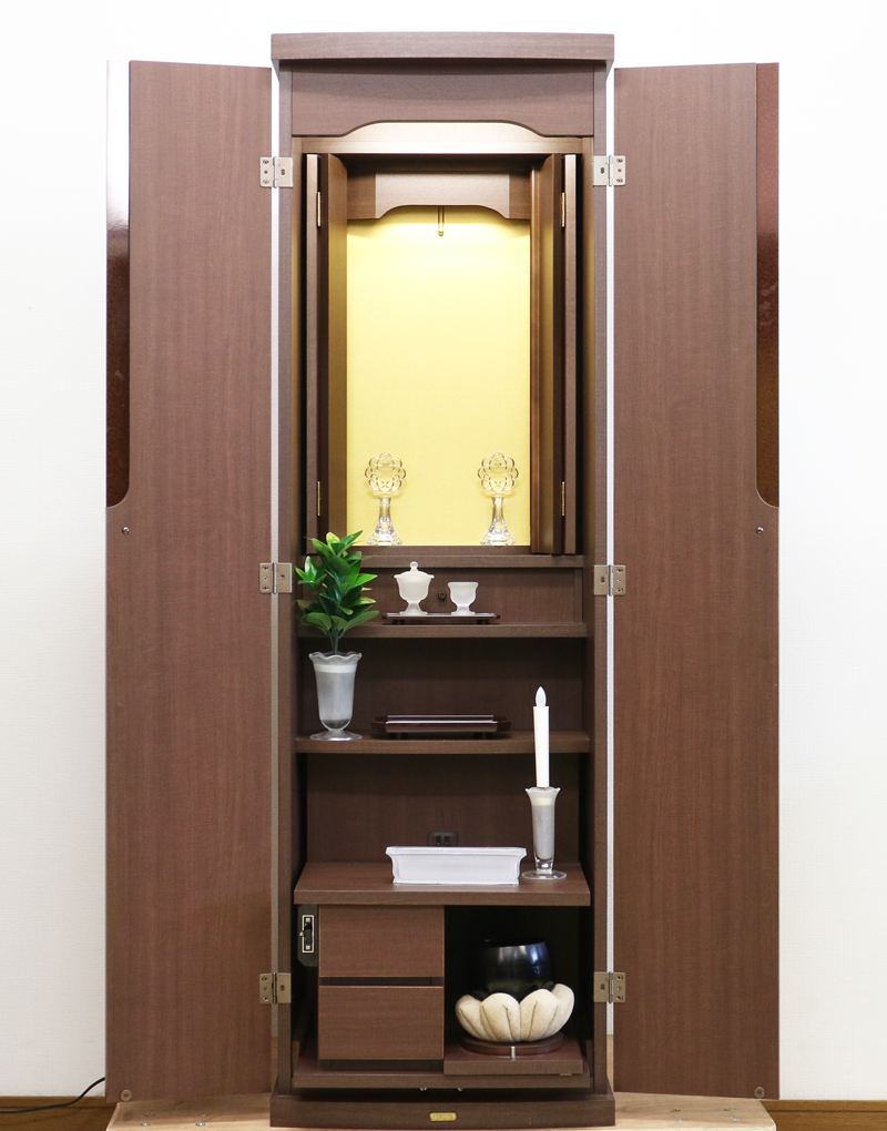 創価学会仏壇専門店桜梅桃李.comより創価学会家具調電動中古仏壇706金剛堂ブラウンを発売を致します。