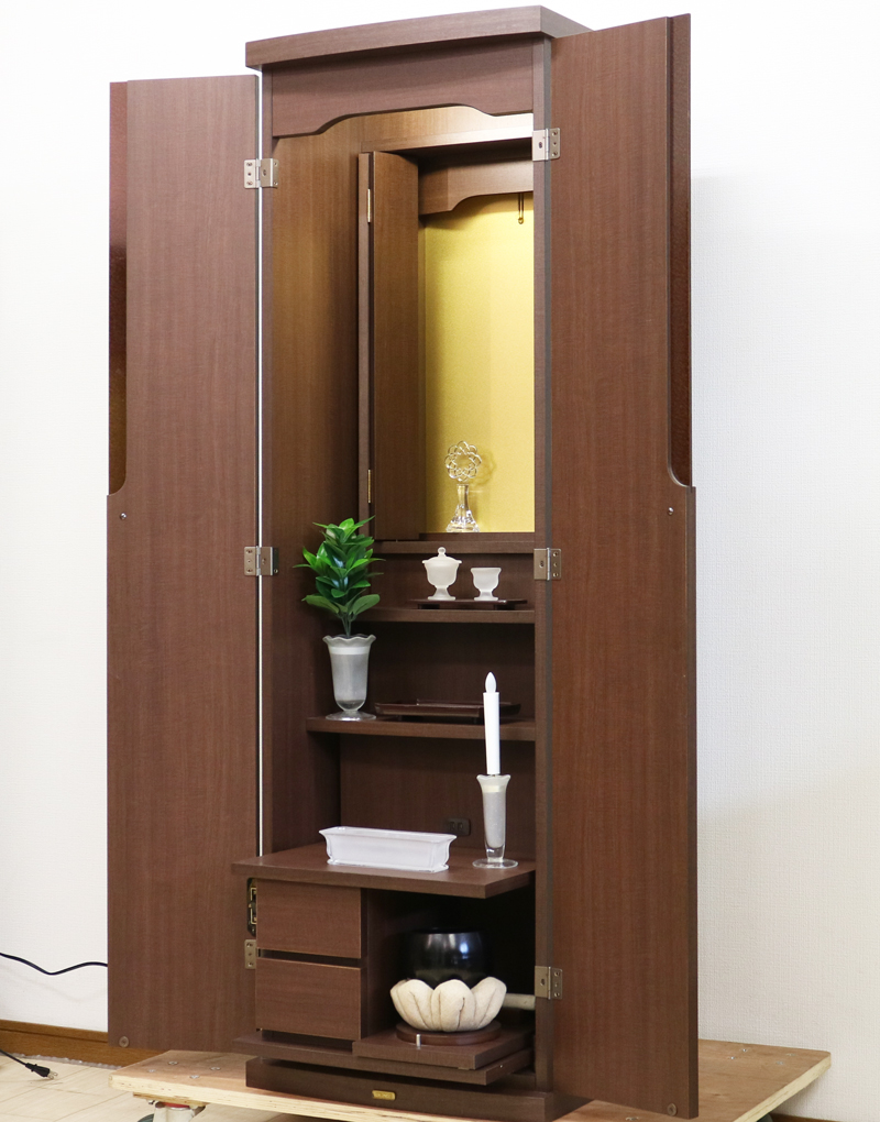 創価学会仏壇専門店桜梅桃李.comより創価学会家具調電動中古仏壇706金剛堂ブラウンを発売を致します。