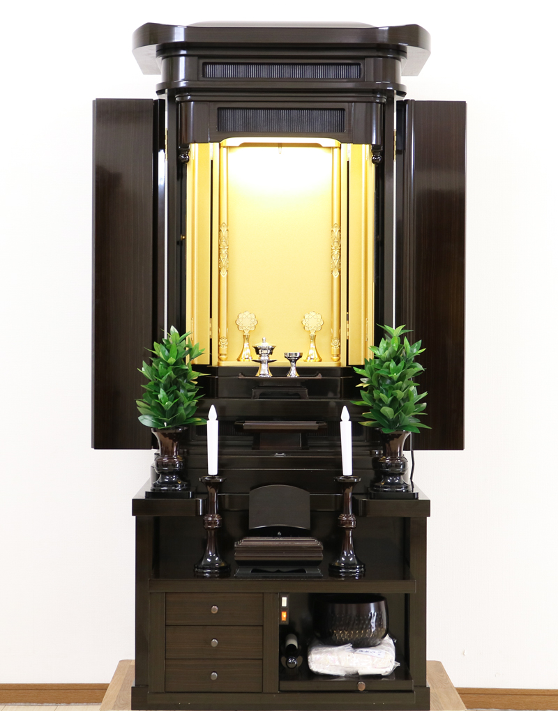 創価学会仏壇専門店桜梅桃李.comより創価学会厨子型中古仏壇713黒檀を発売致します。