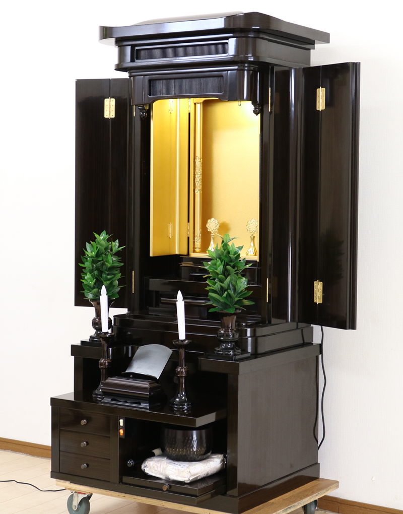 創価学会仏壇専門店桜梅桃李.comより創価学会厨子型中古仏壇713黒檀を発売致します。