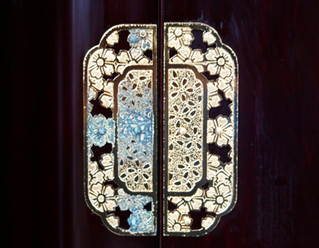 創価学会仏壇専門店桜梅桃李.comより創価学会厨子型中古仏壇714紫檀を発売致します。