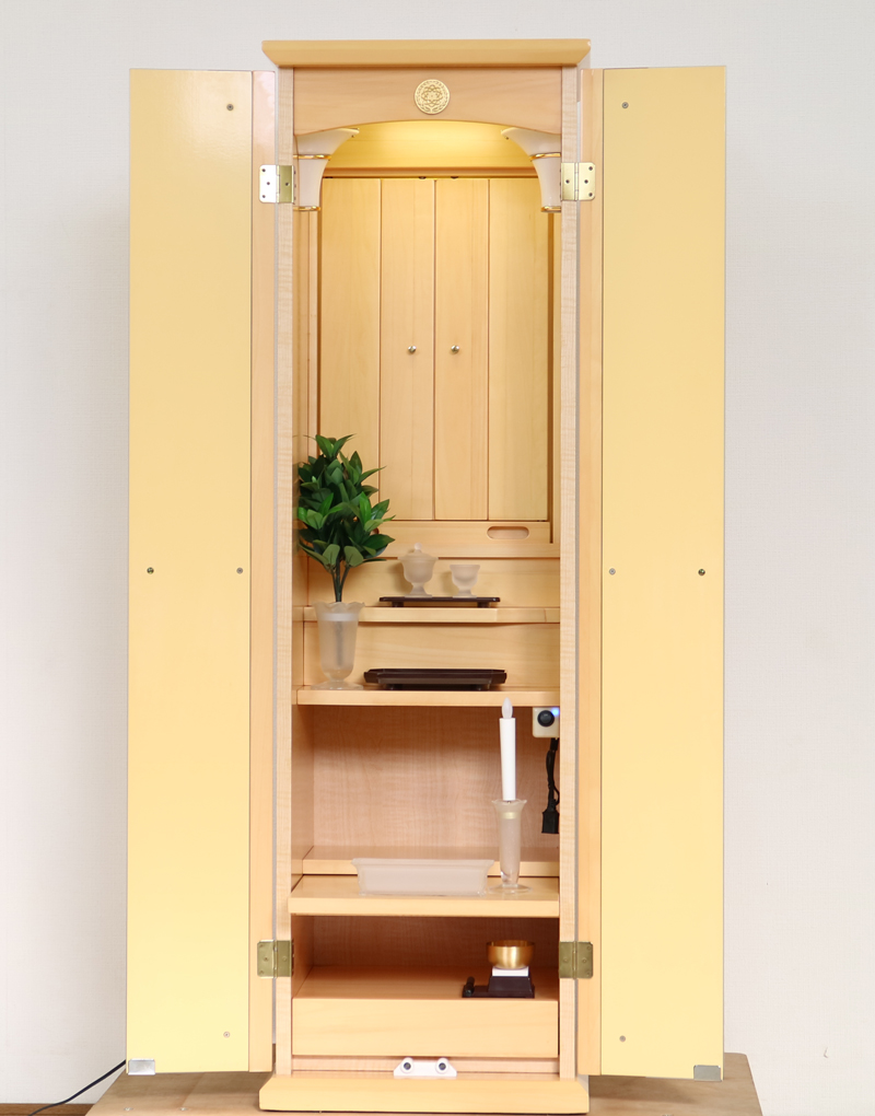 創価学会仏壇専門店桜梅桃李.comより創価学会家具調中古仏壇714アクリル厨子手動を発売致します。