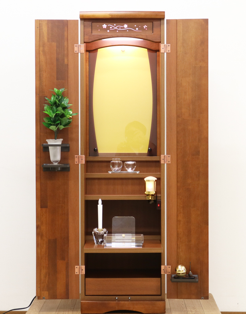 創価学会仏壇専門店桜梅桃李.comより創価学会家具調中古仏壇725アクリル厨子手動を発売致します。