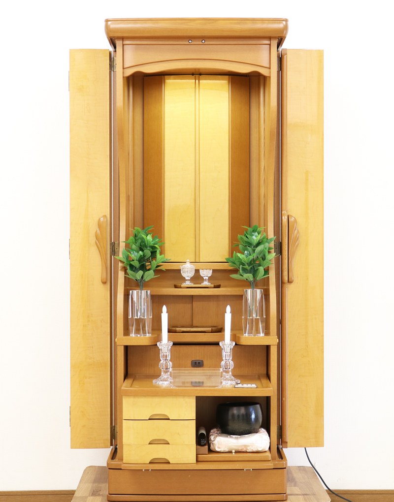 創価学会仏壇専門店桜梅桃李.comより創価学会家具調中古仏壇734アカンサスを発売致します。