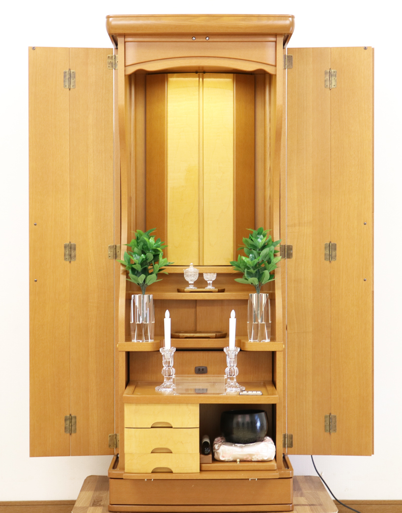 創価学会仏壇専門店桜梅桃李.comより創価学会家具調中古仏壇734アカンサスを発売致します。