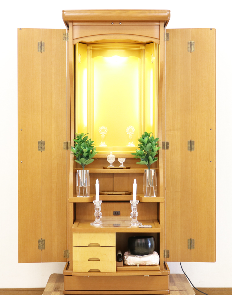 創価学会仏壇専門店桜梅桃李.comより創価学会家具調中古仏壇734アカンサスを発売致します。