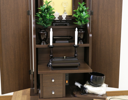 創価学会仏壇専門店桜梅桃李.comより創価学会家具調中古仏壇B740を発売致します。