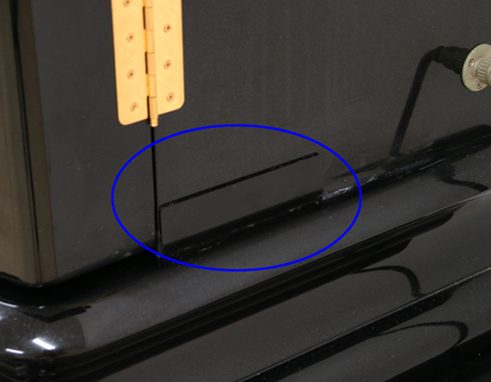 厨子下、両サイドの金具