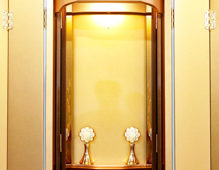 金吹塗装のお厨子となっておりますので、お掃除もらくちんです。  自動開閉扉はスムーズに開閉いたします。