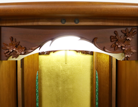 創価学会家具調仏壇 中古仏壇 桜彫 欄間 二段重ね 木の優しい空間 女子部・婦人部に大人気洋室　リビング　一人暮らし　DK　女子部　婦人部　激安　最安値　訳アリ